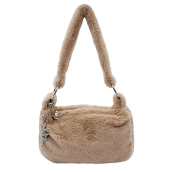 Gilda Paris Handbags - GILDA PARIS Fur Shoulder Bag NWT